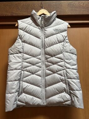 The North Face Women's Light grey Quilted Down Vest